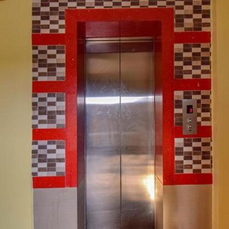 Fabhotel Rr Suites Ґувахаті Екстер'єр фото